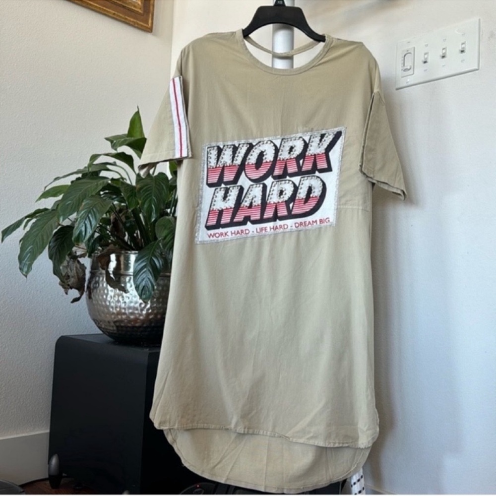 Women’s Oversized embellished T Shirt Dress Sz XS Green High Low Back V Neck